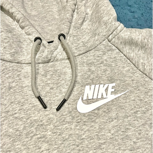 GRAY NIKE HOODIE - Picture 3 of 5